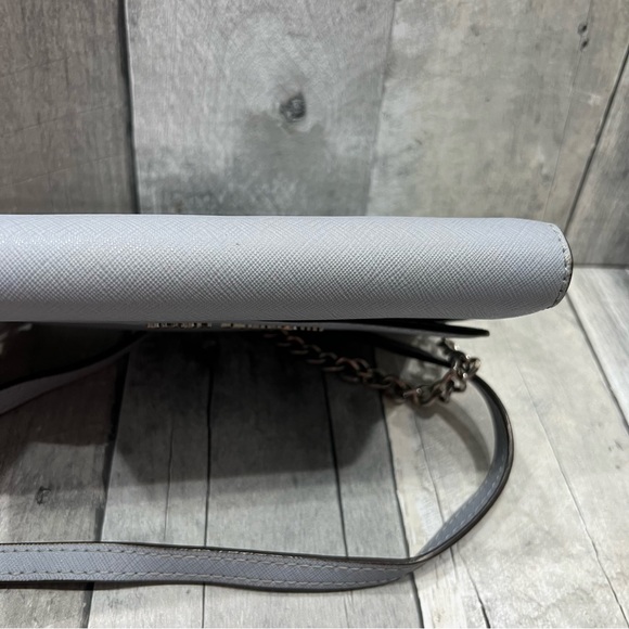 MICHAEL KORS Light Blue Jet Set Leather Crossbody Bag - Picture 9 of 10